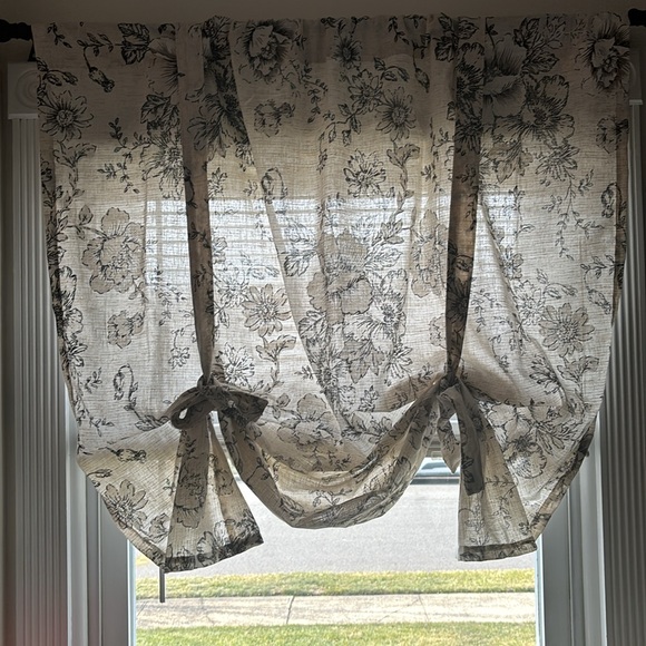 gray n tan window topper 60x32 3 available - Picture 3 of 3